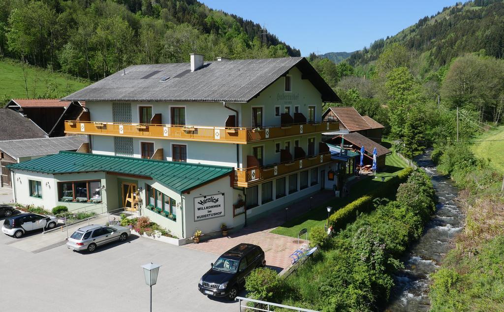 Hubertushof Hotel Trattenbach  ภายนอก รูปภาพ