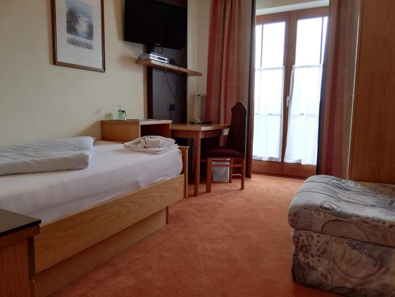 Hubertushof Hotel Trattenbach  ภายนอก รูปภาพ